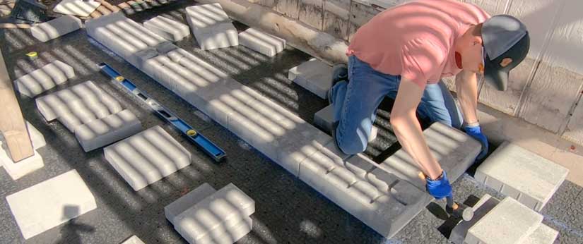 Installing first row of blocks