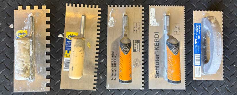 Trowels of different sizes